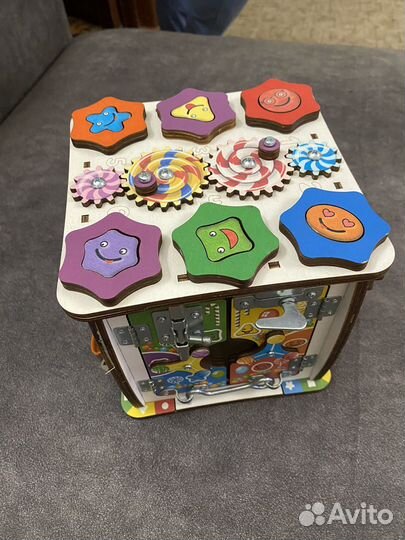 Бизикубик деревянный