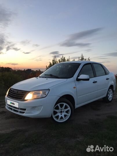 LADA Granta 1.6 МТ, 2012, 200 000 км