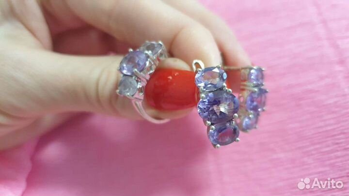 Серебряные серьги с топазом