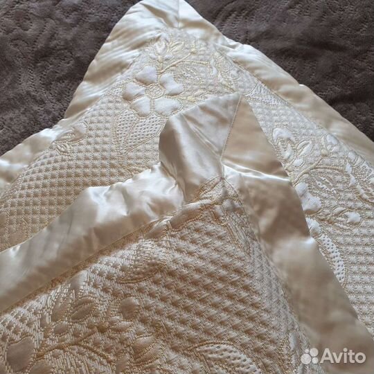 Покрывало + 2 наволочки