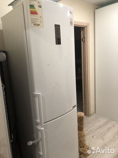 Холодильник lg