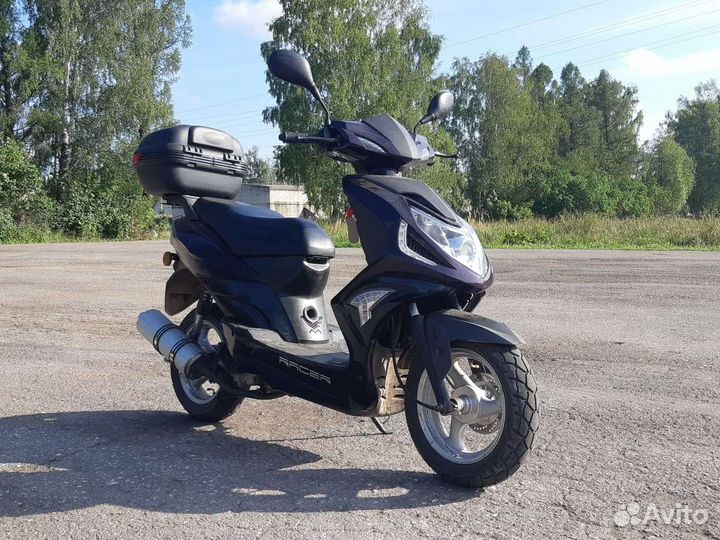 Скутер рейсер
