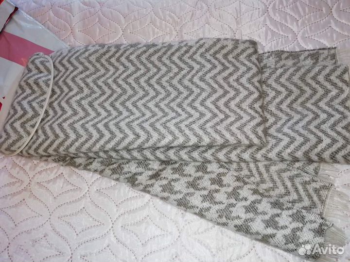 Шарфы и палантины