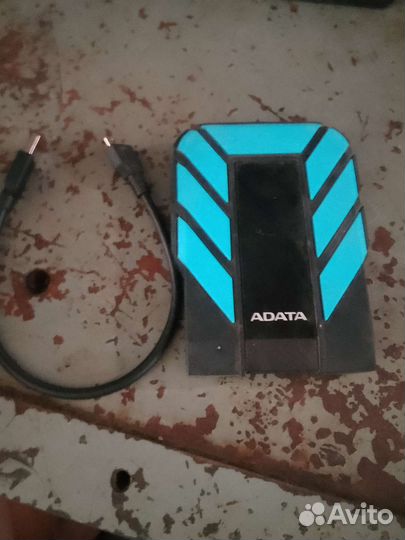 Переносной жесткий диск adata