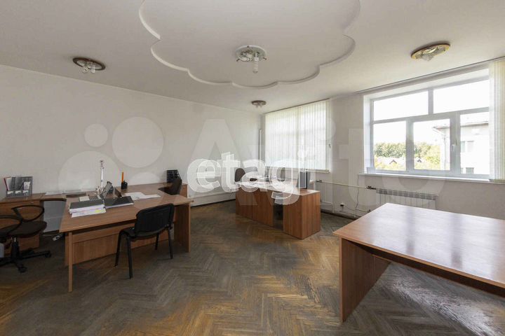 Продам офисное помещение, 304.6 м²