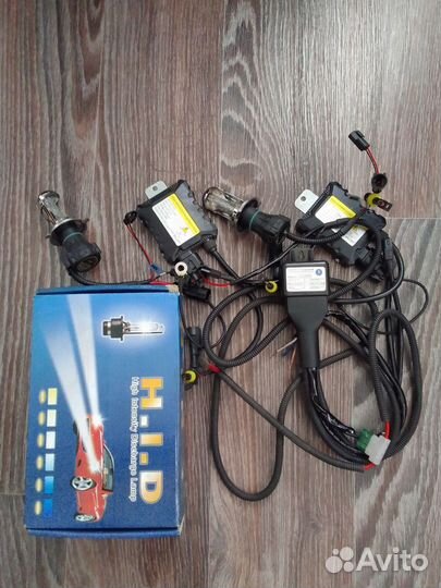 Биксенон Н4 комплект.Новый