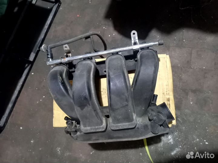 Впуской коллектор для додж неон