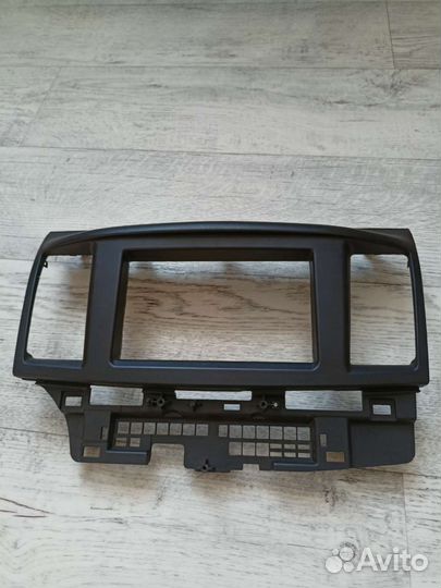 Переходная рамка lancer 10 7 дюймов