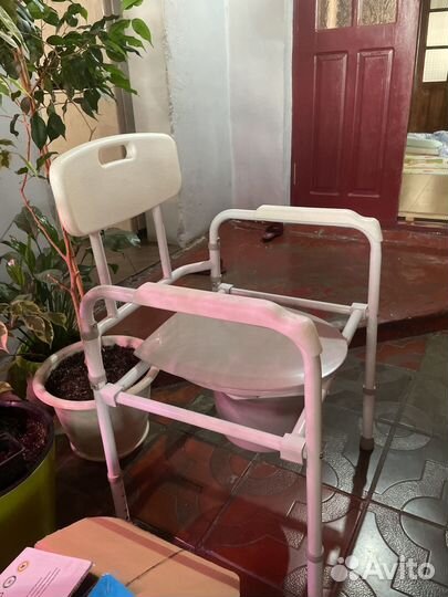 Стул туалет, кресло туалет