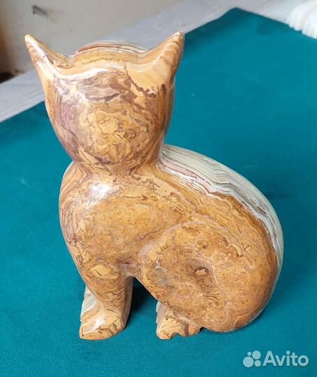 Фигурка из натурального камня