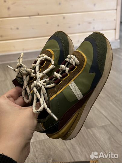 Кроссовки zara