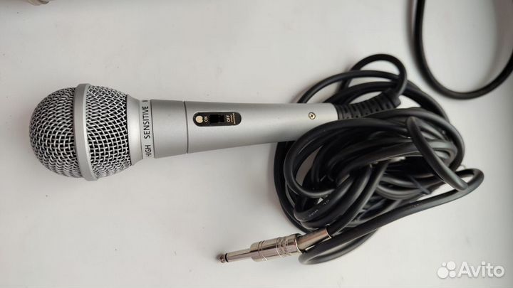 Behringer B-1 микрофон студийный+ 2 мик.караоке