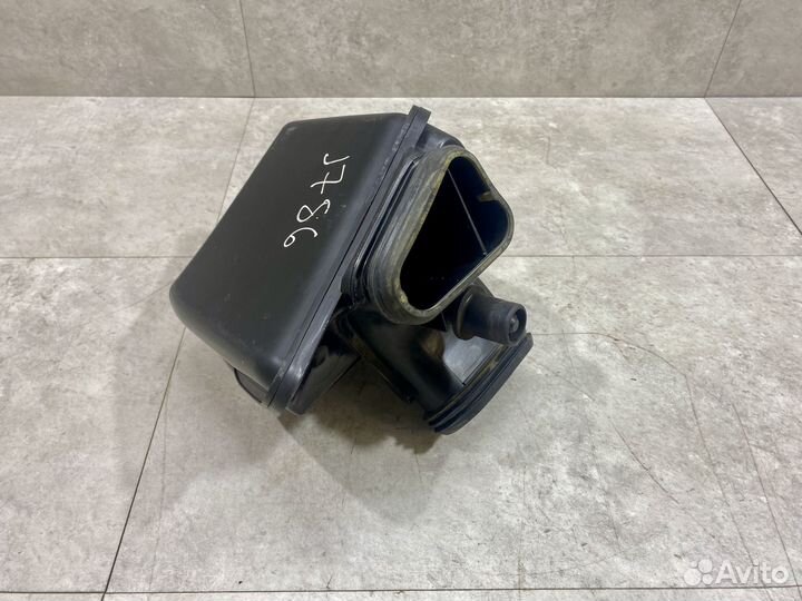 Резонатор воздушного фильтра Opel Astra J GTC