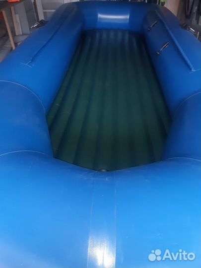 Надувная лодка