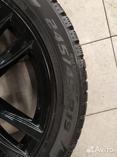 Комплект колес R19 на BMW 6/G32 7/G11/G12 стиль 64