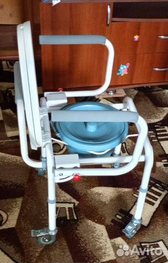 Стул-туалет для инвалидов