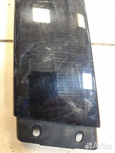 Накладка средней стойки наружняя правая Volkswagen