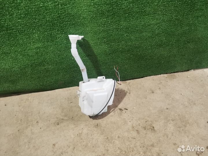 Бачок омывателя лобового стекла Mitsubishi ASX