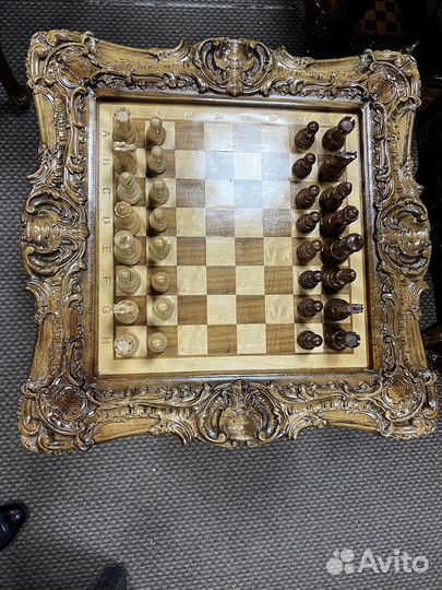 Шахматный столик ручной работы