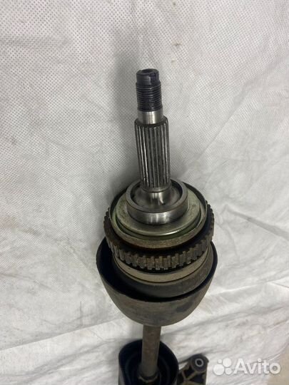 Привод левый niva