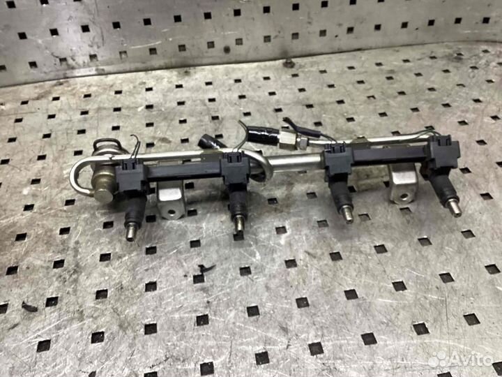 Форсунка топливная Volkswagen Passat