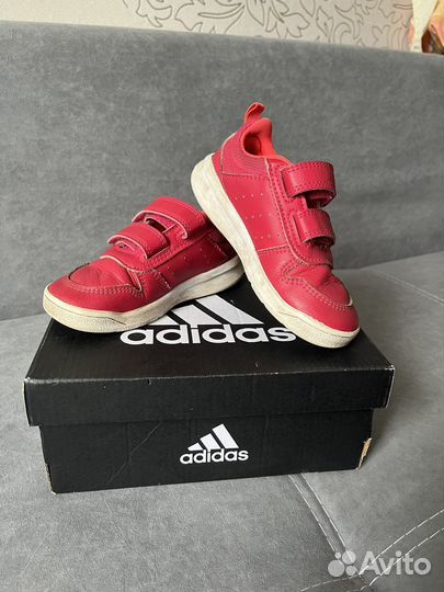 Кроссовки adidas для девочек