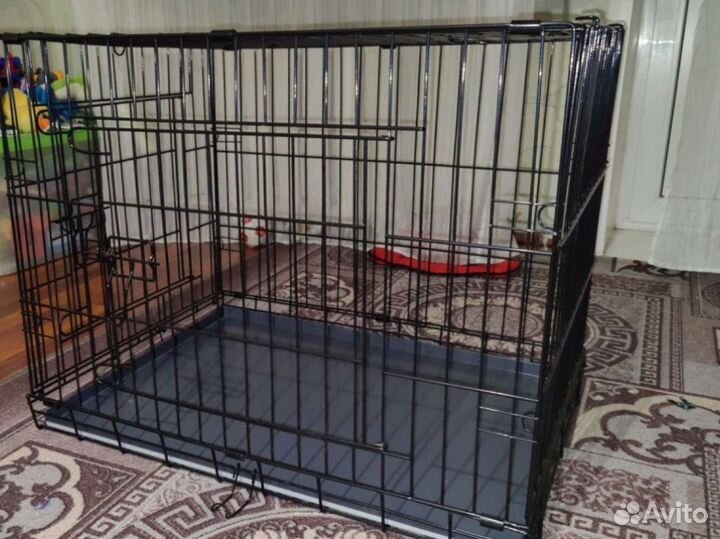 Клетка номер 3 с металлическим поддоном в наличии