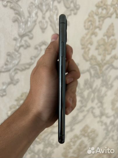 iPhone 11 pro max 64gb green