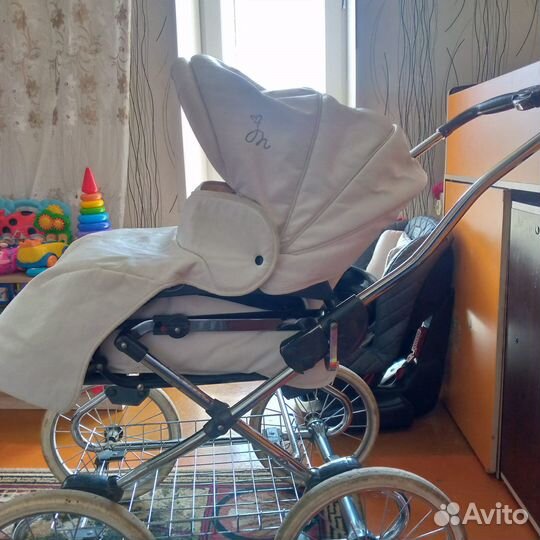 Продам коляску 2 в 1