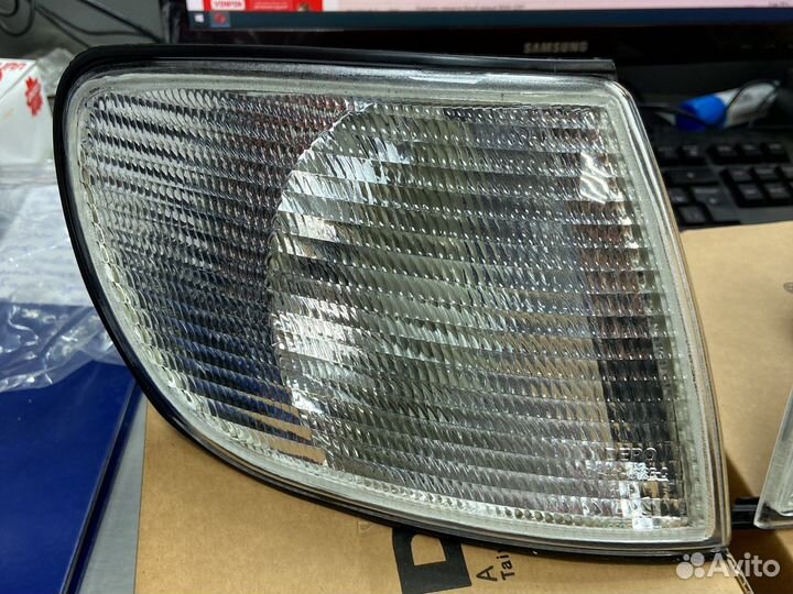 Указатель поворота audi A6 c4 1995-1997 год