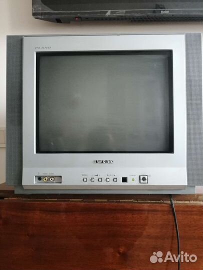 Телевизор samsung