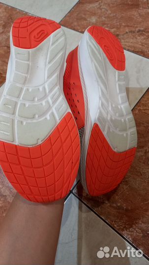 Кроссовки для девочки