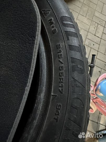Goodyear UltraGrip 215/55 R17