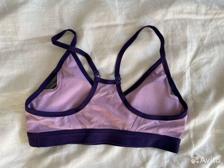 Топ спортивный бра nike