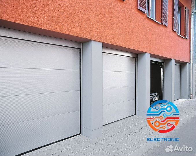 Секционные ворота