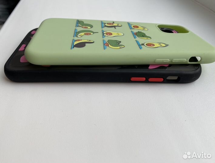 Чехол на iPhone 11