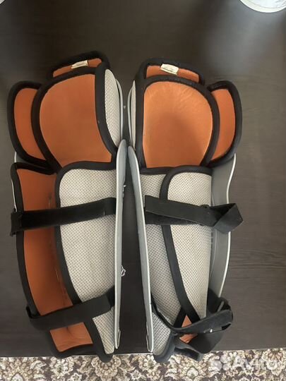 Щитки хоккейные 14 размер