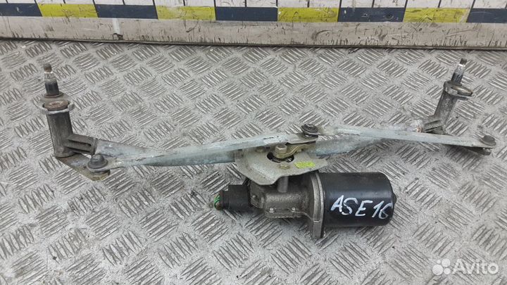 Механизм стеклоочистителя на Skoda Octavia A4