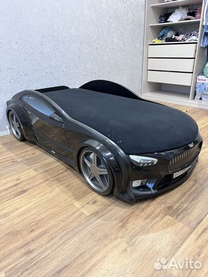 Детская кровать машина с матрасом