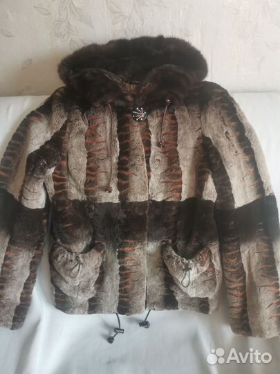 Полушубок мутоновый с капюшоном