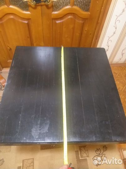 Стол кухонный