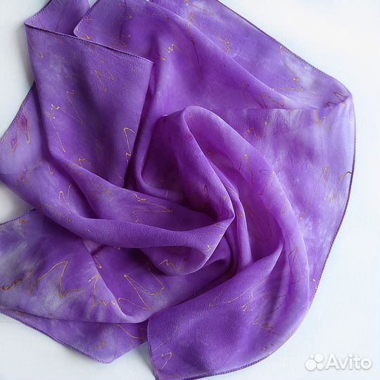 Платок небольшой светло-фиолетовый шелковый