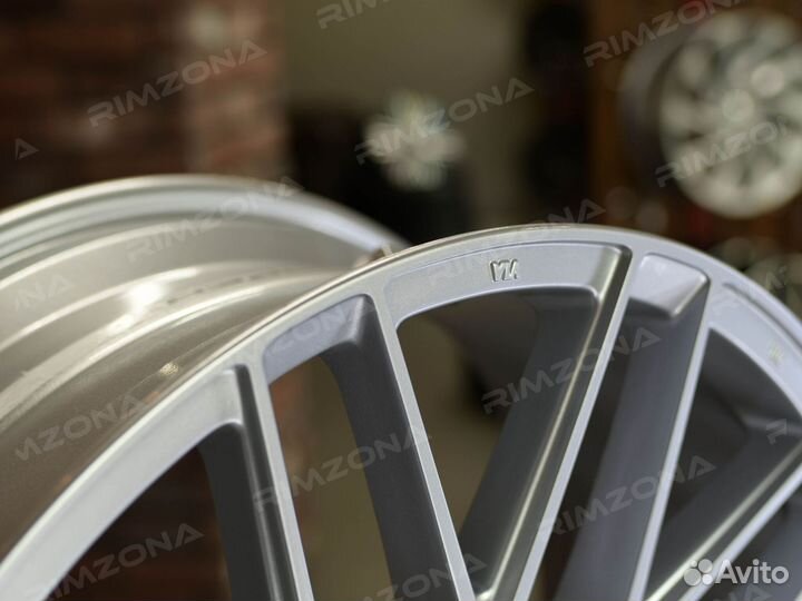 Литые диски R19 на Land Rover. Арт2989