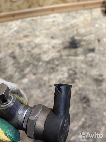 Клапан датчик Давления Топлива VAG 057130764AB