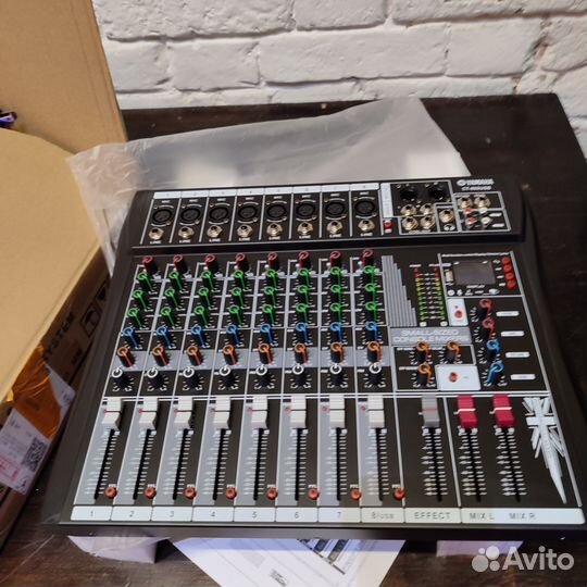 Микшерный пульт yamaha CT-80 susb