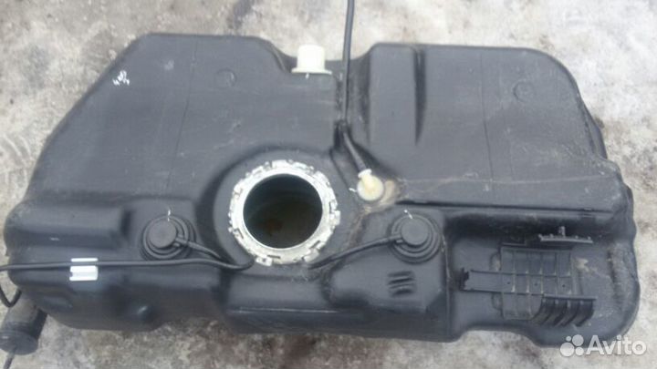 Бак топливный Лада Калина пластик