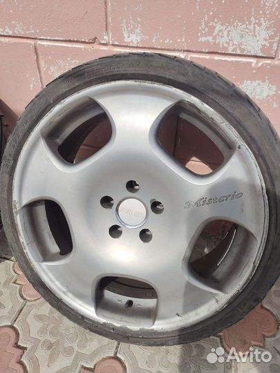 Triangle TR968 235/35 R19 и 265/30 R19