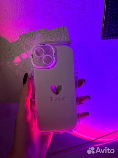 Чехол на iPhone 15