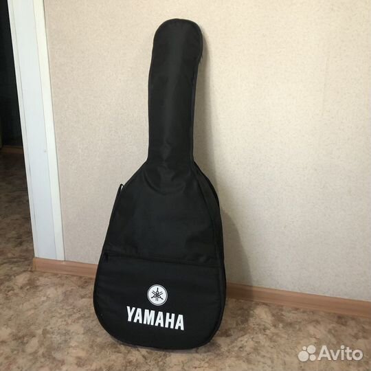 Чехол для гитары Yamaha утепленный