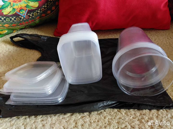 13 шт. по 0,5 л контейнеры, стаканы, пищ.пластик